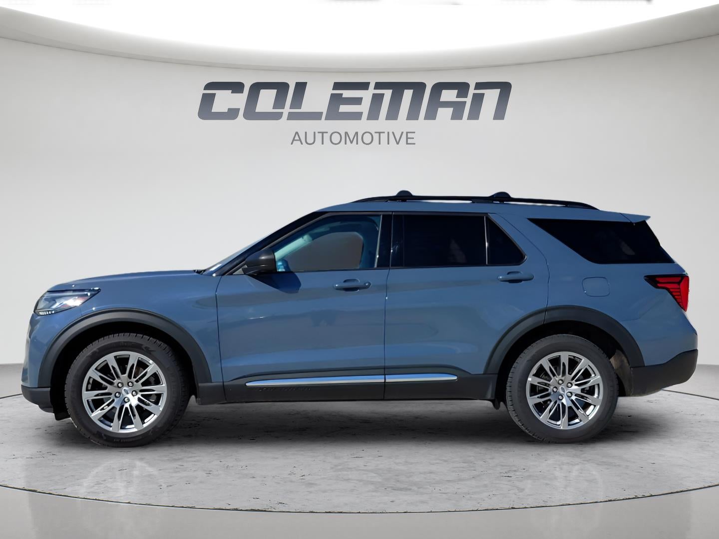 2025 Ford Explorer — side profile view