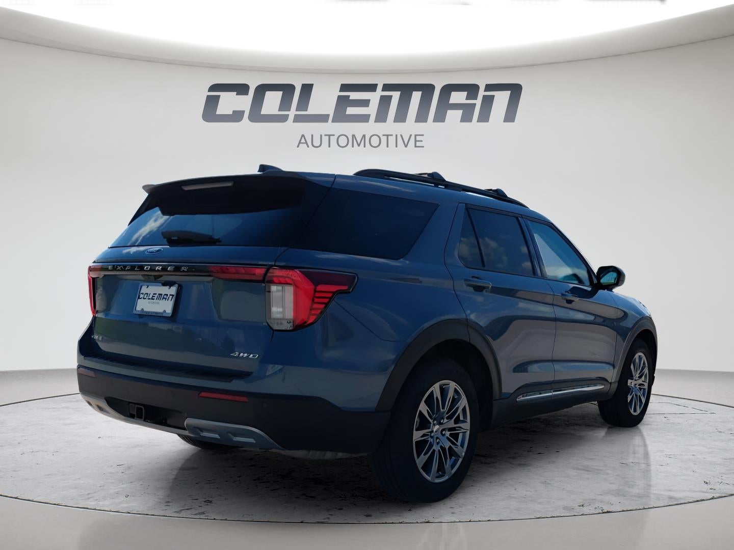 2025 Ford Explorer — detail view