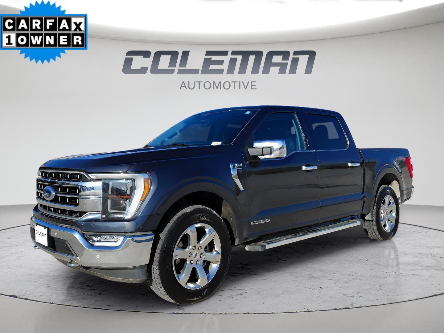 2022 Ford F-150 Lariat in Smoked Quartz Metallic Tinted Clearcoat — front three-quarter view
