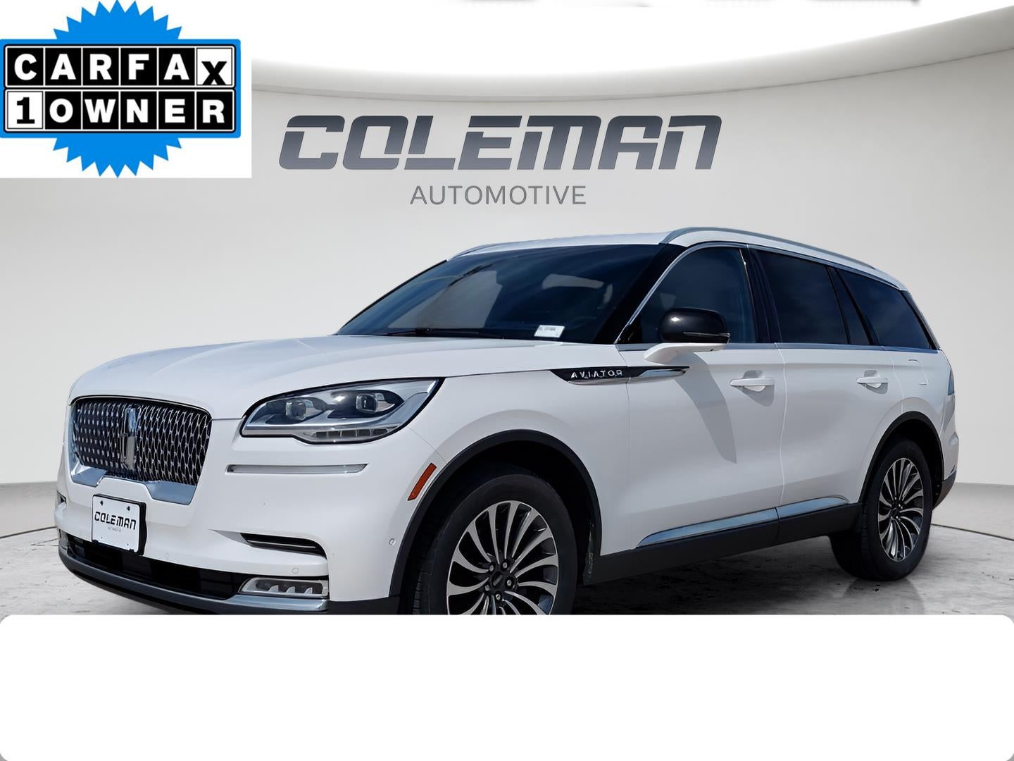 2022 Lincoln Aviator Reserve in Pristine White Metallic Tri-Coat — front three-quarter view