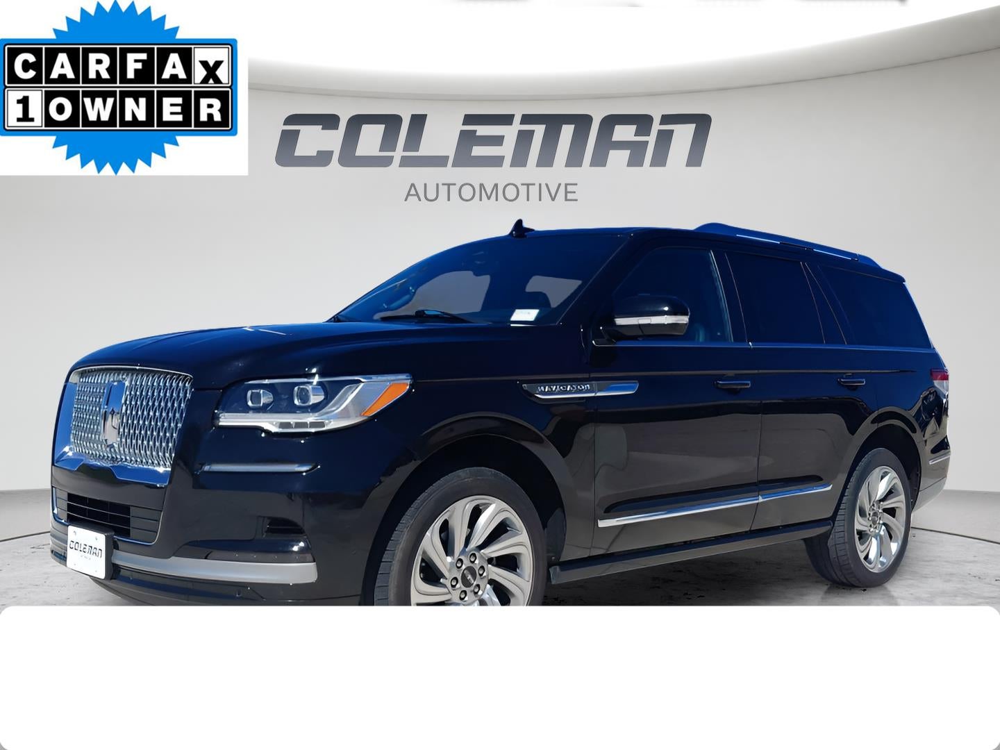 2024 Lincoln Navigator Premiere in Other — front three-quarter view